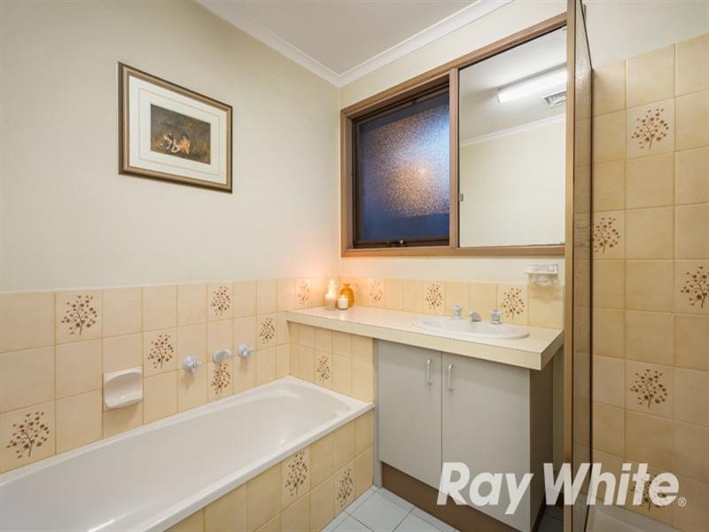 51 Bond Avenue, Blackburn South VIC 3130