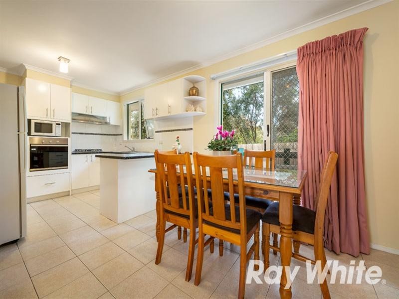 2/41 Surrey Road, Blackburn North VIC 3130