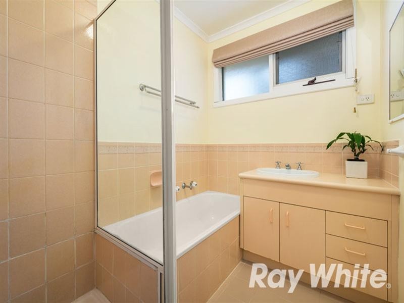 2/41 Surrey Road, Blackburn North VIC 3130