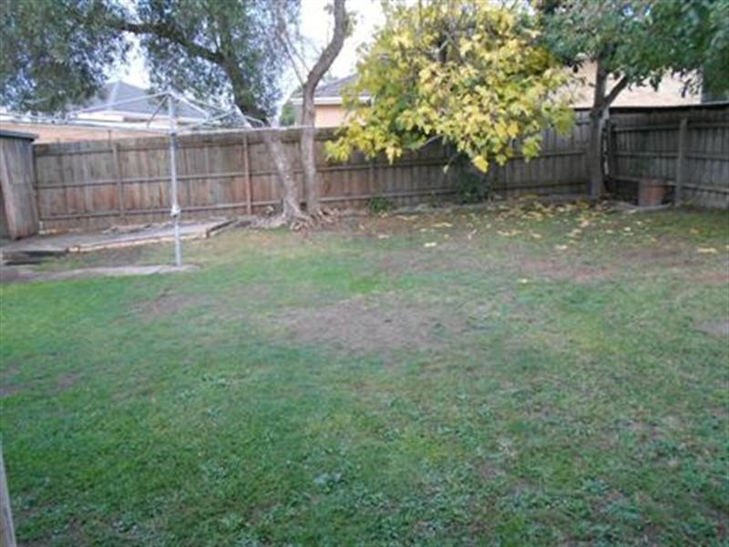 9 Majtlis Street, Blackburn North VIC 3130