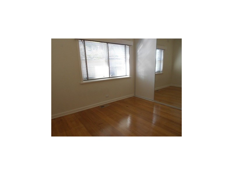 1/23 Lithgow Avenue, Blackburn VIC 3130