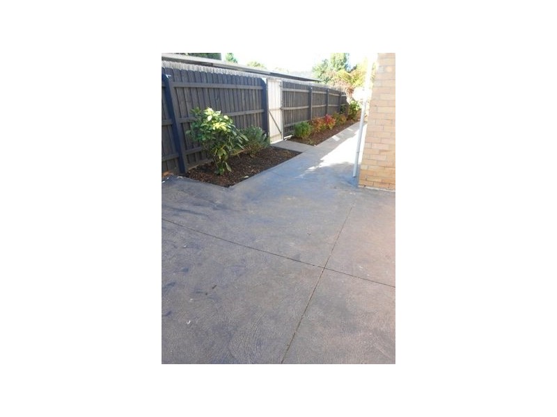1/23 Lithgow Avenue, Blackburn VIC 3130