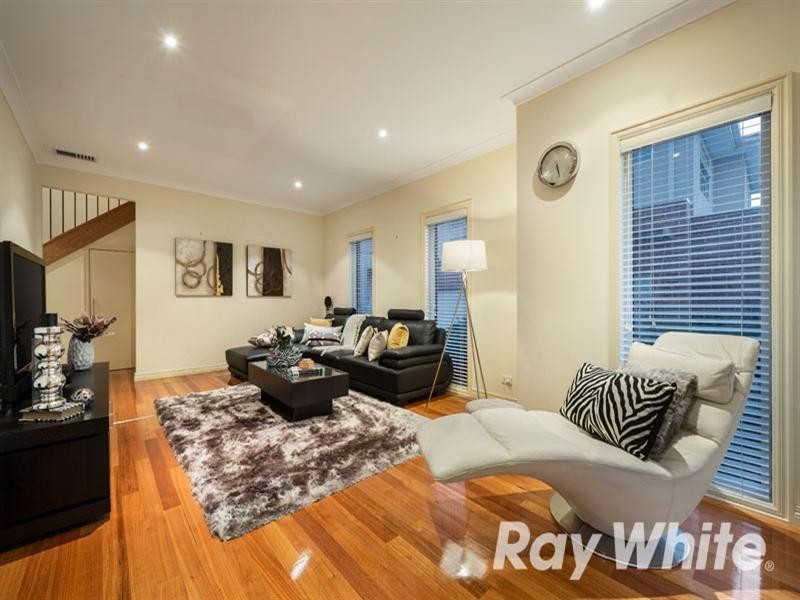 1/4-6 Roger Street, Doncaster East VIC 3109