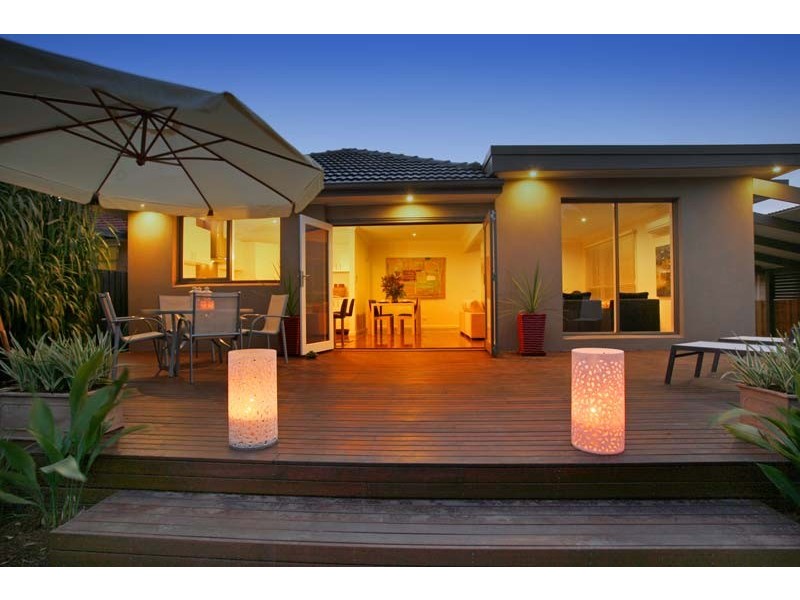 25 Longbrae Avenue, Forest Hill VIC 3131