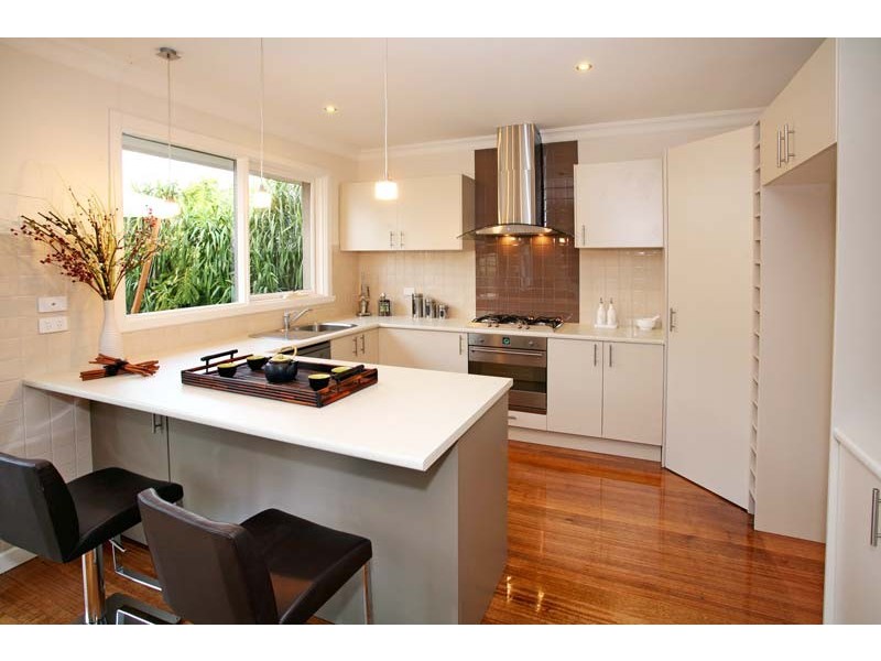 25 Longbrae Avenue, Forest Hill VIC 3131