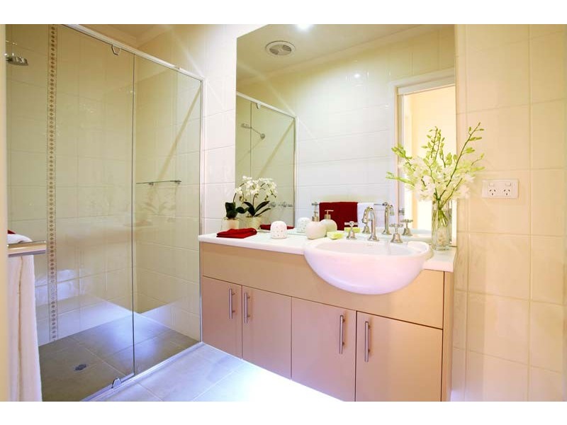 25 Longbrae Avenue, Forest Hill VIC 3131