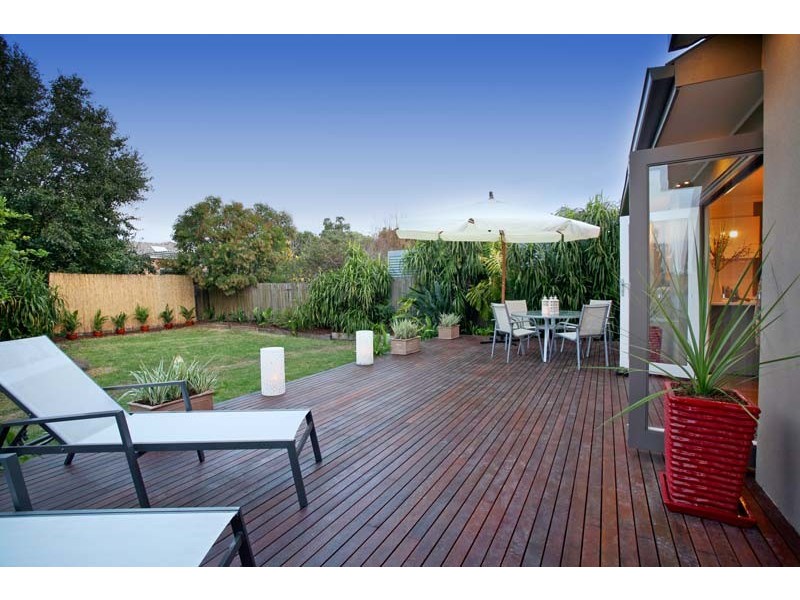 25 Longbrae Avenue, Forest Hill VIC 3131