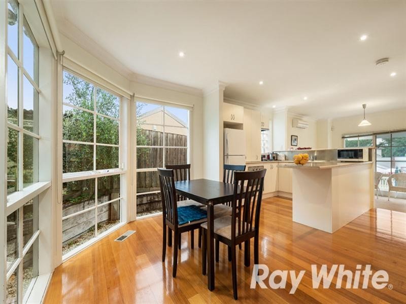 8 Tunstall Avenue, Nunawading VIC 3131