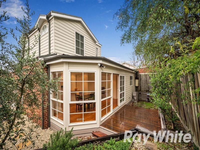 8 Tunstall Avenue, Nunawading VIC 3131