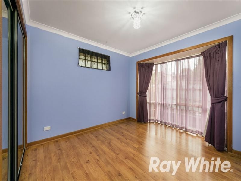 2/54 Esther Crescent, Mooroolbark VIC 3138