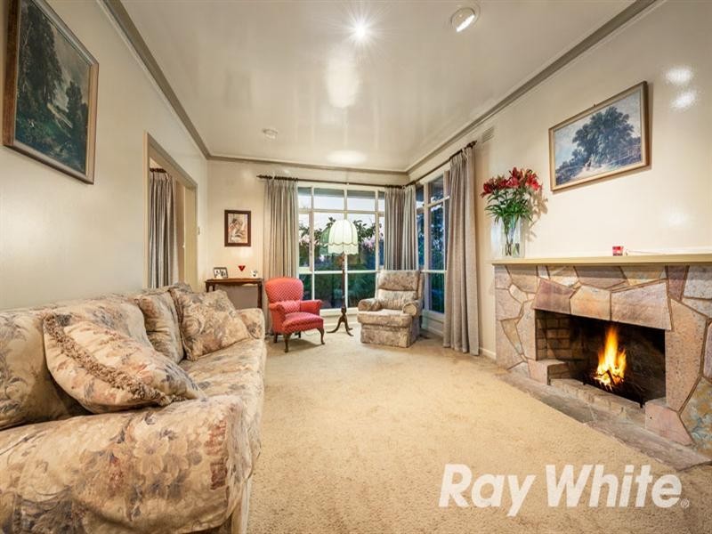 19 Bond Avenue, Blackburn South VIC 3130