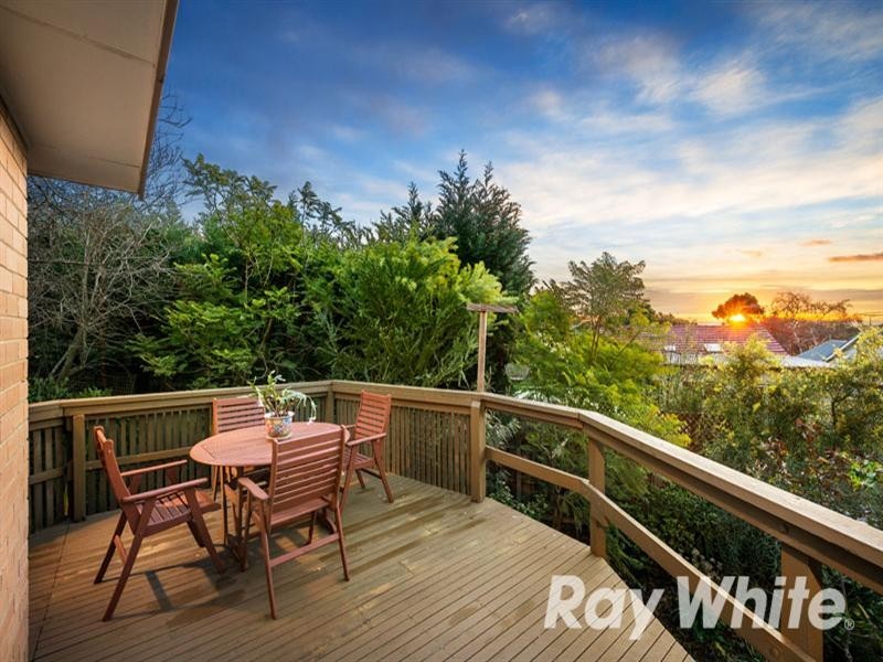 19 Bond Avenue, Blackburn South VIC 3130