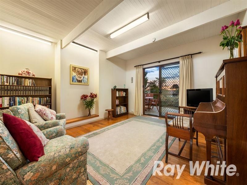 19 Bond Avenue, Blackburn South VIC 3130