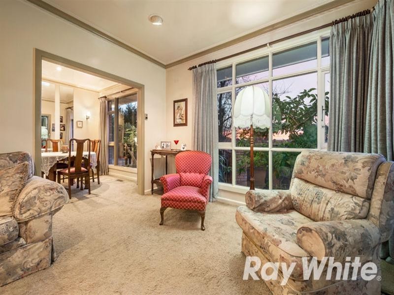 19 Bond Avenue, Blackburn South VIC 3130