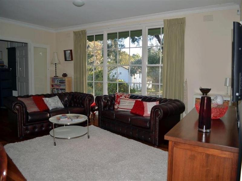 2 Sherwood Court, Croydon VIC 3136