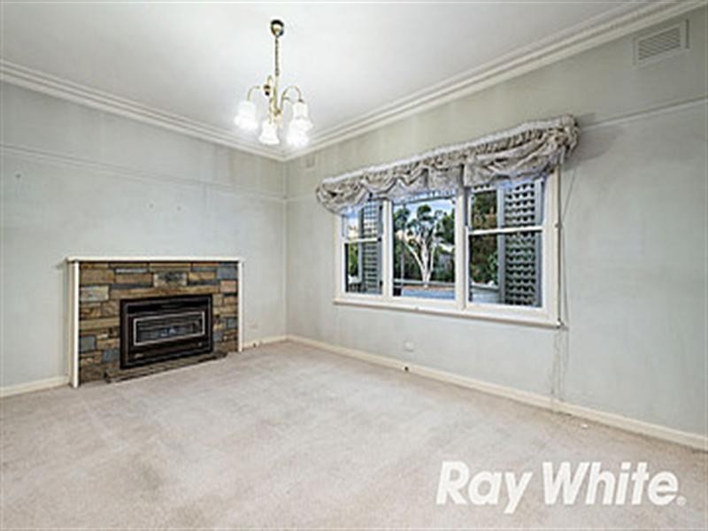 68 Surrey Road, Blackburn North VIC 3130