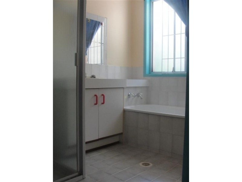 153 Station Road, Loganlea QLD 4131