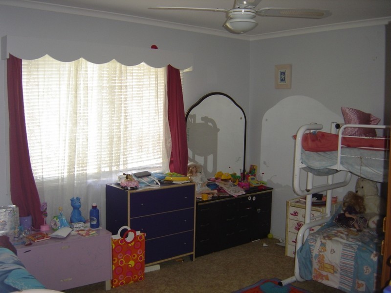 10 Shannon Street, Crestmead QLD 4132