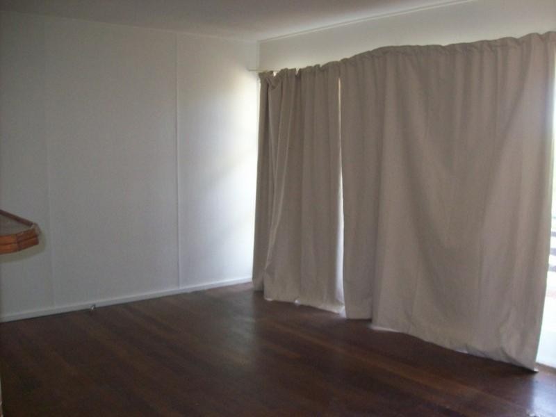 24 Paterson Street, Woodridge QLD 4114