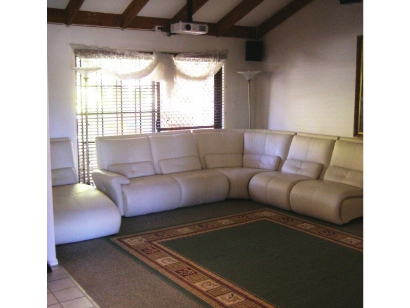 13 Castile Crescent, Holmview QLD 4207