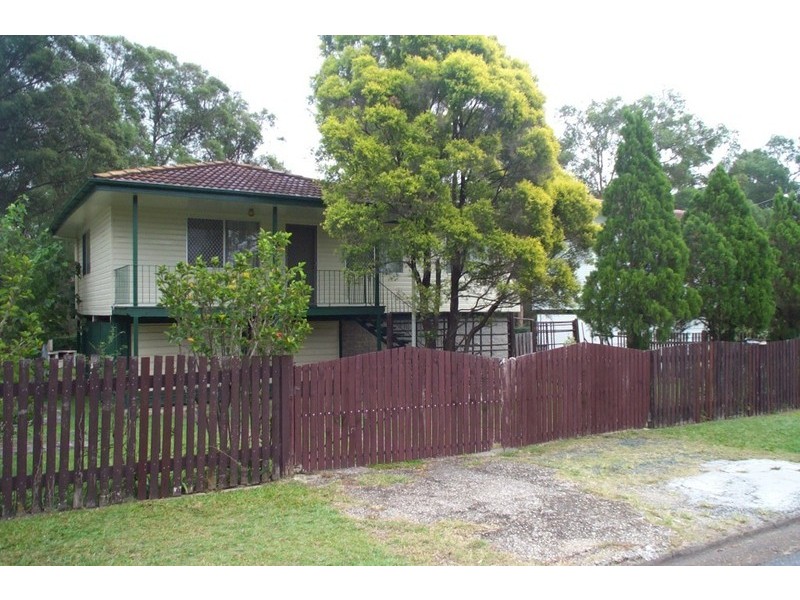 8 Candish Street, Woodridge QLD 4114