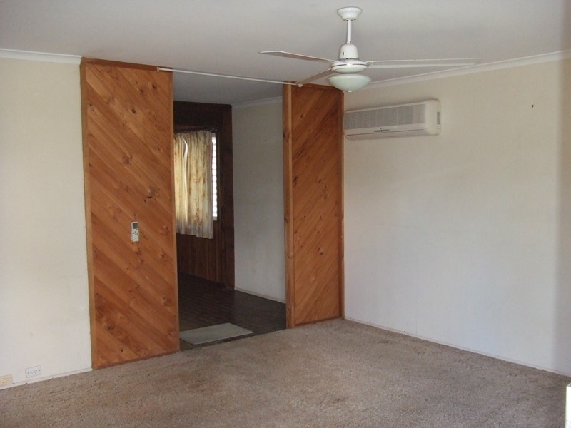 16 Shannon Street, Woodridge QLD 4114