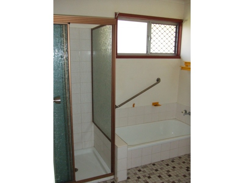 16 Shannon Street, Woodridge QLD 4114