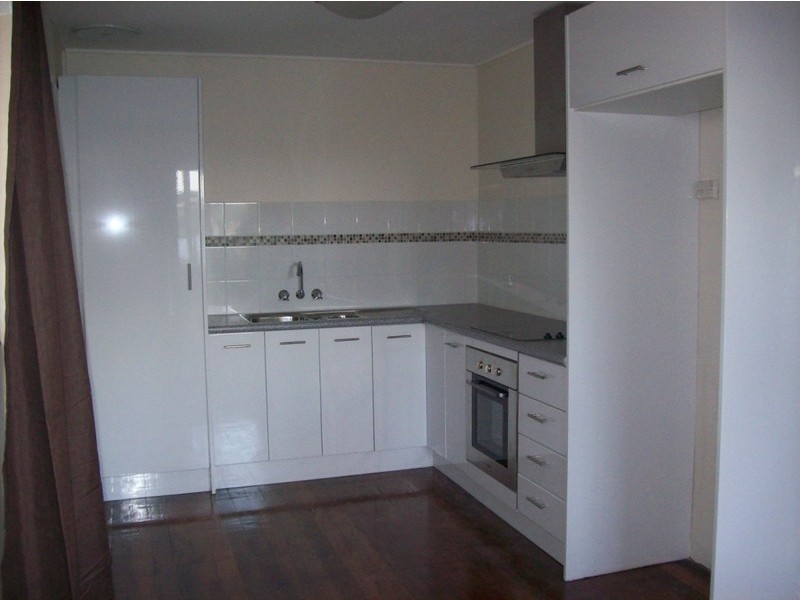 5 Poppy Street, Kingston QLD 4114