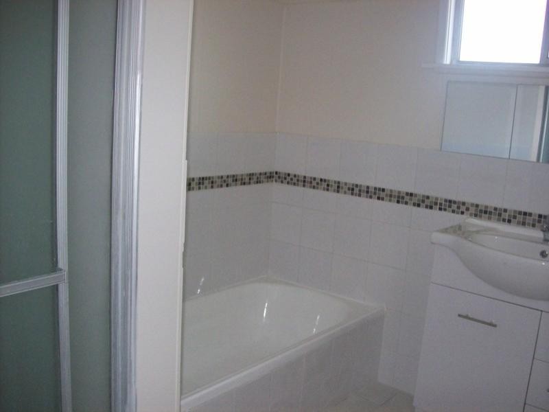 5 Poppy Street, Kingston QLD 4114