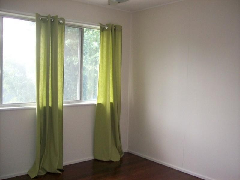 5 Poppy Street, Kingston QLD 4114