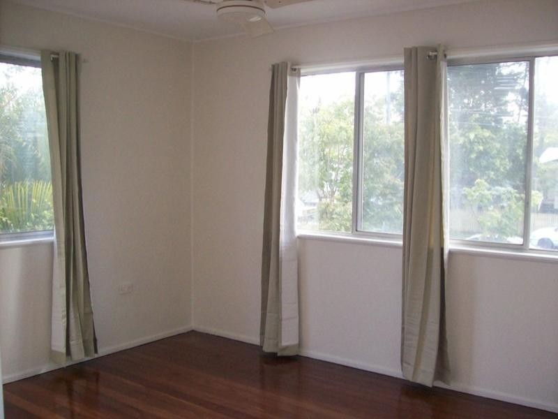 5 Poppy Street, Kingston QLD 4114