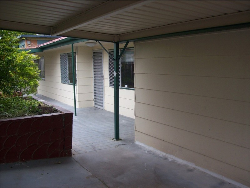 60 atkinson Street, Kingston QLD 4114