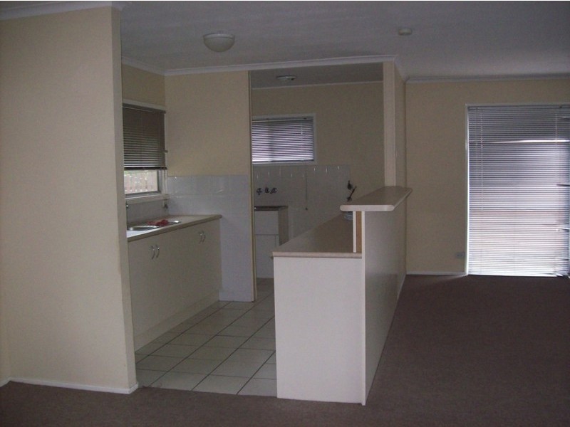 60 atkinson Street, Kingston QLD 4114