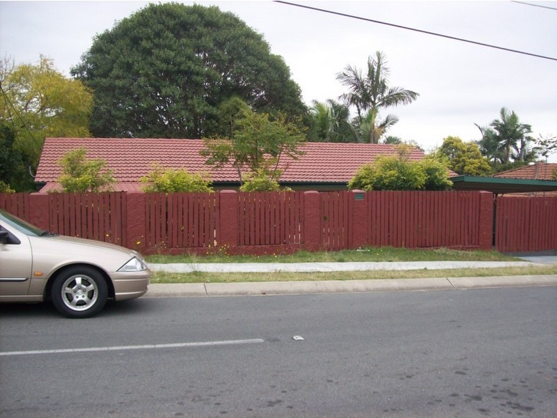 60 atkinson Street, Kingston QLD 4114