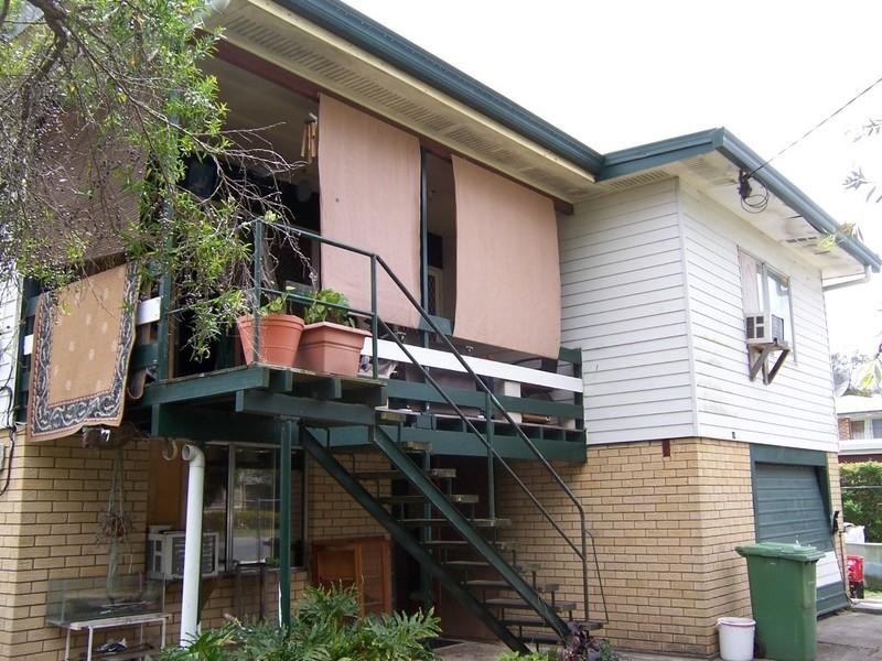 14 Redford Street, Kingston QLD 4114