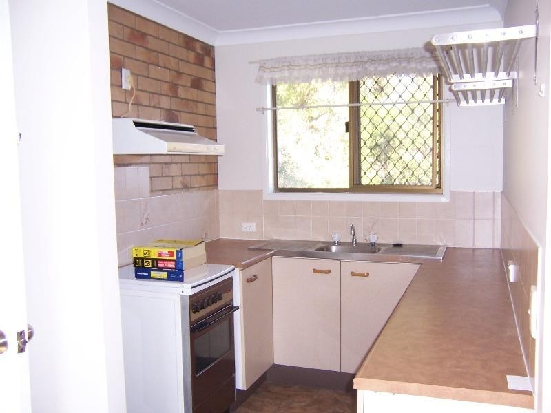 4/13 Blackwood Road, Logan Central QLD 4114