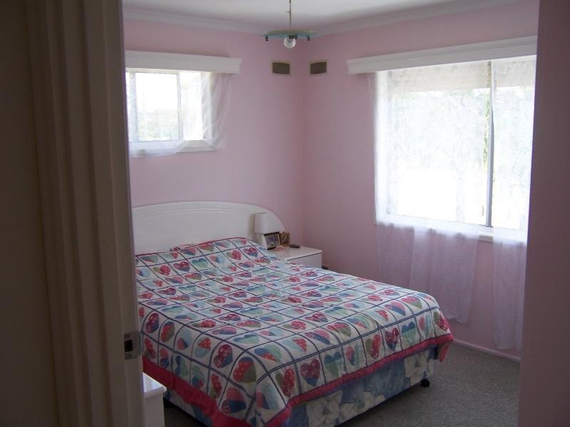 100 Bardon Road, Kingston QLD 4114