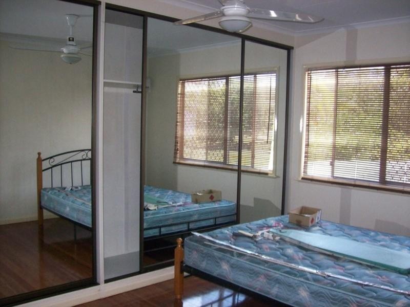 311 Beenleigh Road, Sunnybank Hills QLD 4109