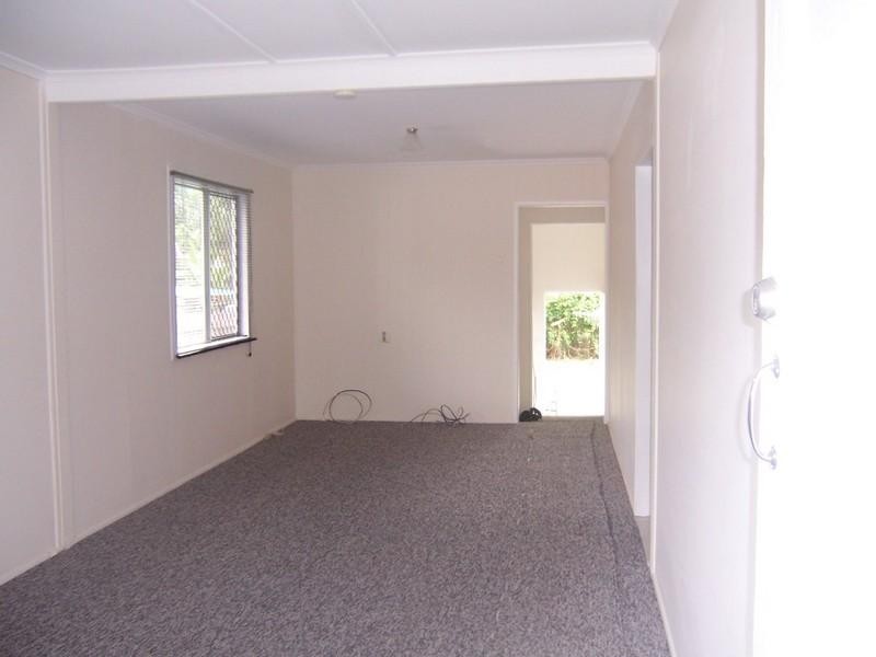 9 Rudge, Woodridge QLD 4114