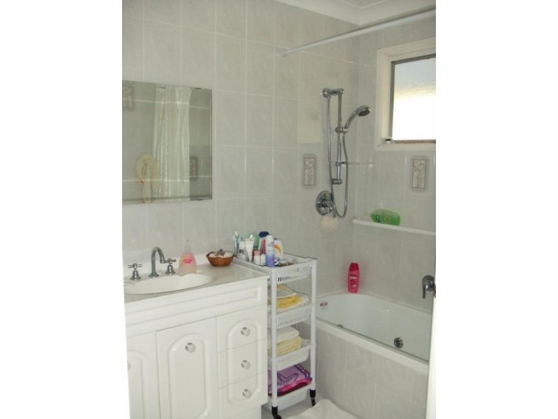 15 Margarette, Logan Central QLD 4114