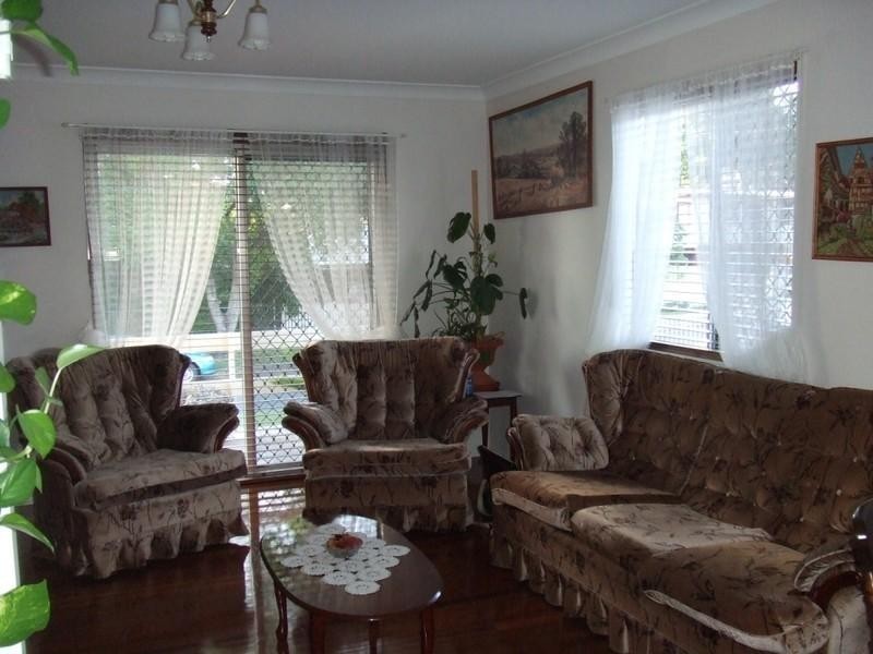 15 Margarette, Logan Central QLD 4114