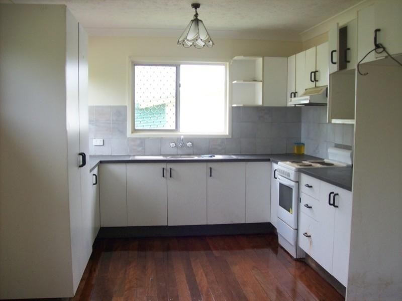 9 Mooney Street, Logan Central QLD 4114