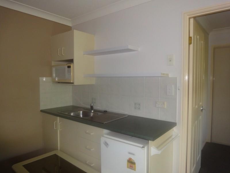 4/34 Garfield Road, Logan Central QLD 4114