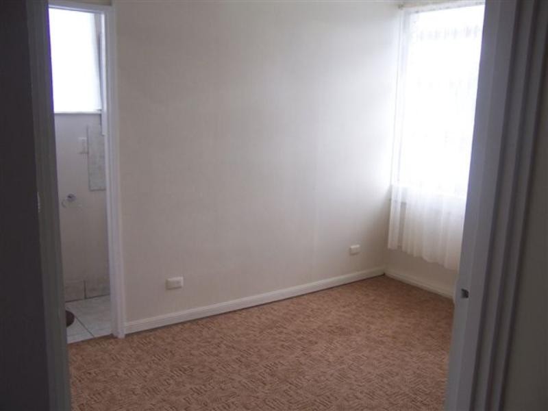 25 Karabil Street, Kingston QLD 4114