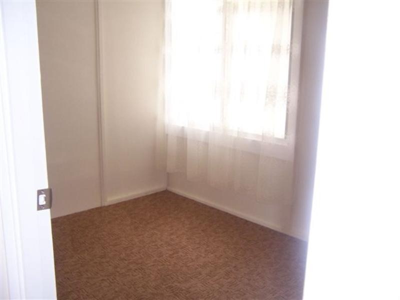 25 Karabil Street, Kingston QLD 4114