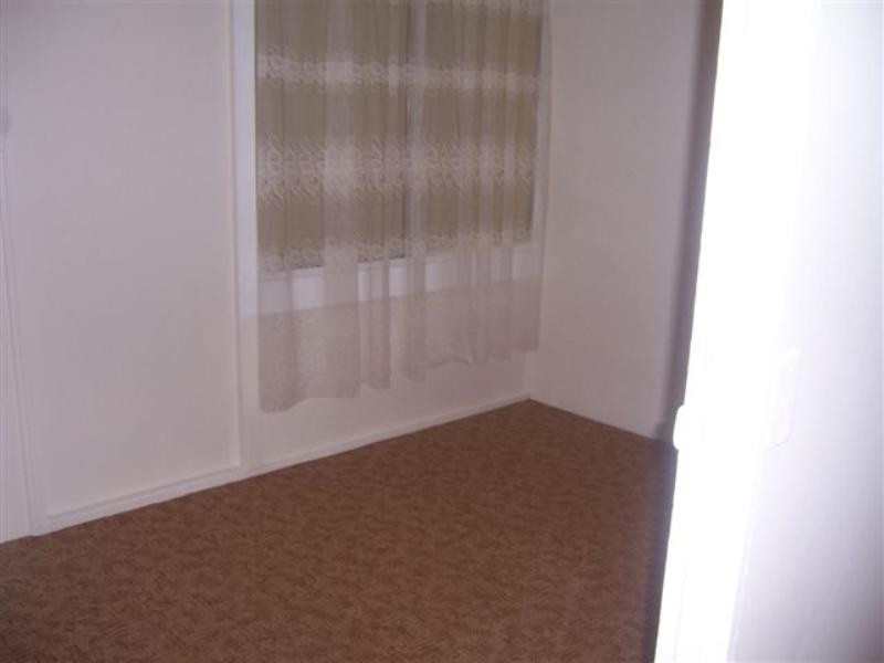 25 Karabil Street, Kingston QLD 4114