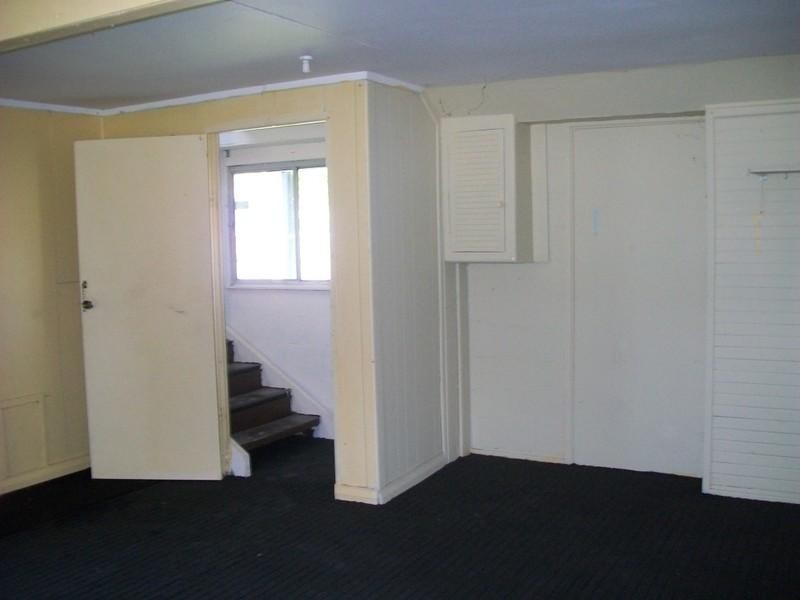 16 Camelia Avenue, Logan Central QLD 4114