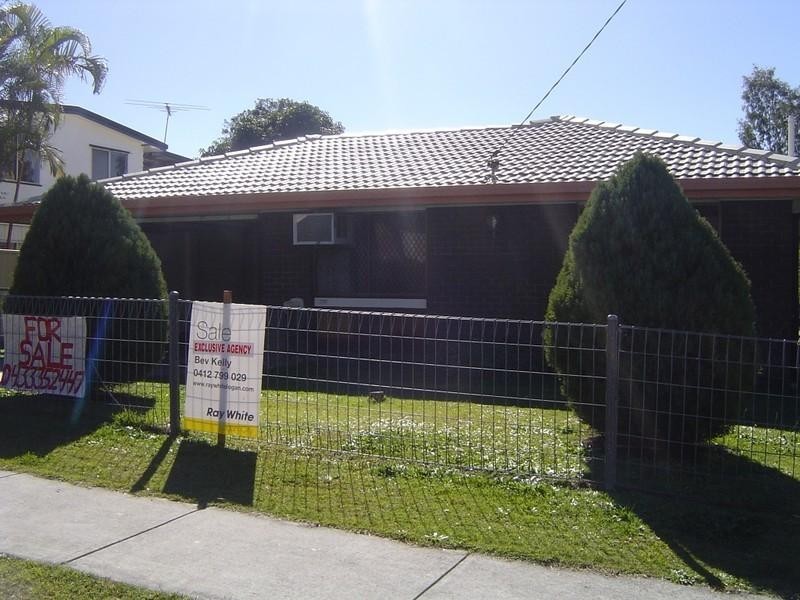 9 Briner Street, Kingston QLD 4114