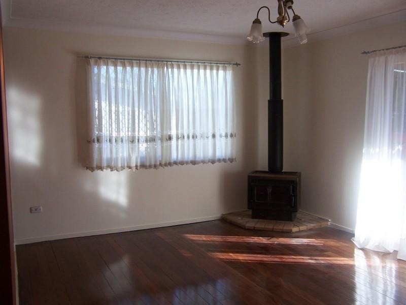 9 Mooney Street, Logan Central QLD 4114