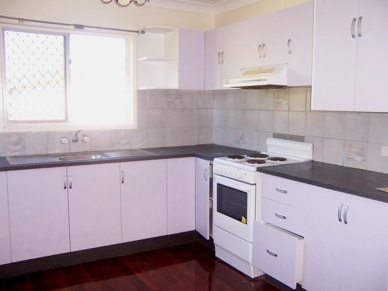 9 Mooney Street, Logan Central QLD 4114